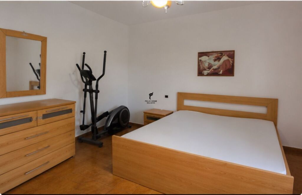 APARTAMENT ME QERA 2+1+2 BLLOK 1.000 EURO FH-73994