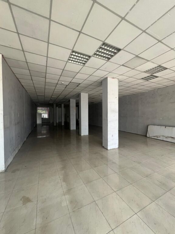 LOCALE COMMERCIALE IN AFFITTO 400M2 MISTO MAME