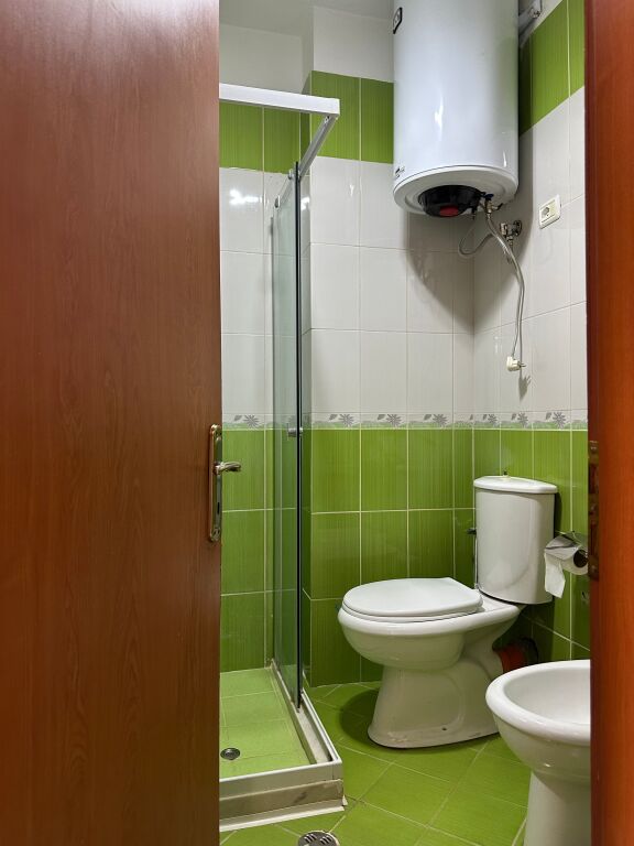 Shesim Apartament 2+1+2 tualete + Verande ne Fresk