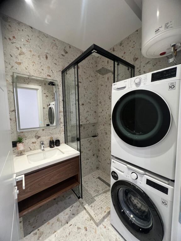 2+1, gren harmony porcelain complex, price 1000 euro, with parking