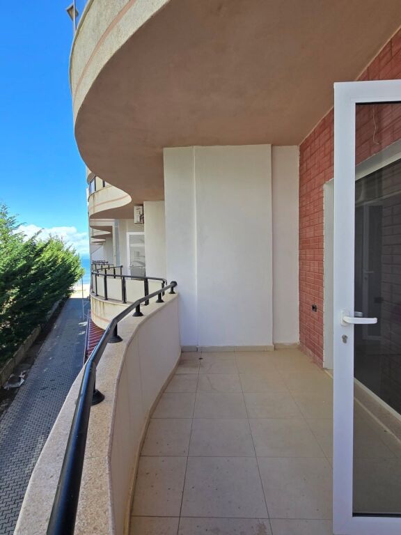 IN VENDITA: SUPER APPARTAMENTO 1+1 / Tushemisht – Pogradec