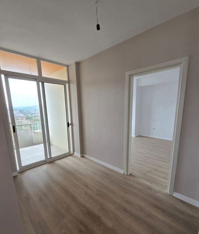 📌APARTAMENT 2+1+2 ME SUPER VERANDË TEK KOMPLEKSI FRATARI