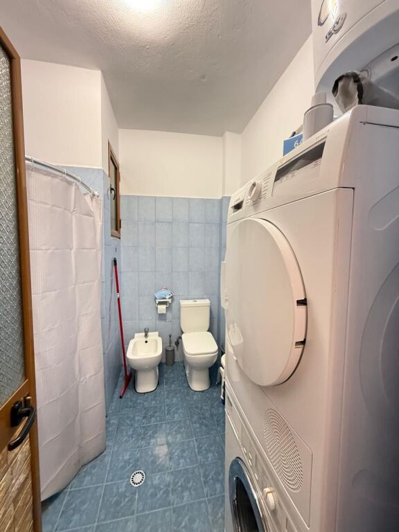 Apartament 1+1 Ne Shitje Prane Pallateve Çabej ,Yzberisht