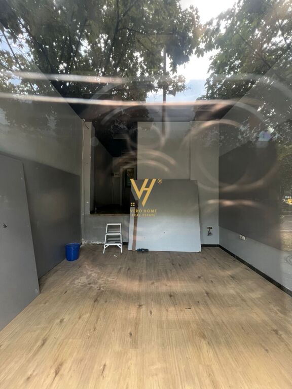 NEGOZIO IN AFFITTO 30 M2 IN CENTRO 1.800 EURO