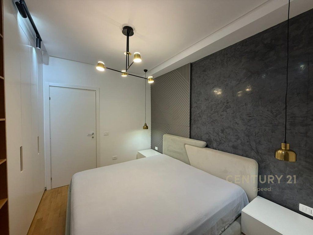 Affittasi appartamento 2+1+2+ posto auto presso "Quartum Residence"!! 1.250 € /Mese
