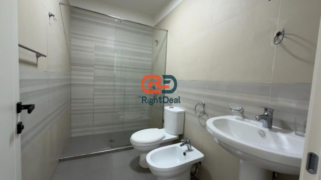 Tek Zgjatimi I Rezidences Kodra E Diellit 1, Shitet Apartament 1+1 Me Oborr !