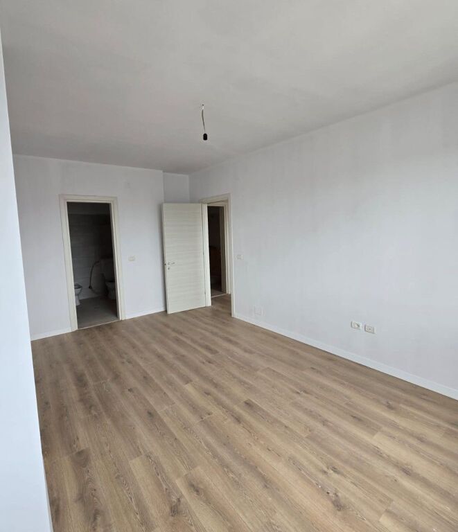 📌APARTAMENT 2+1+2 ME SUPER VERANDË TEK KOMPLEKSI FRATARI