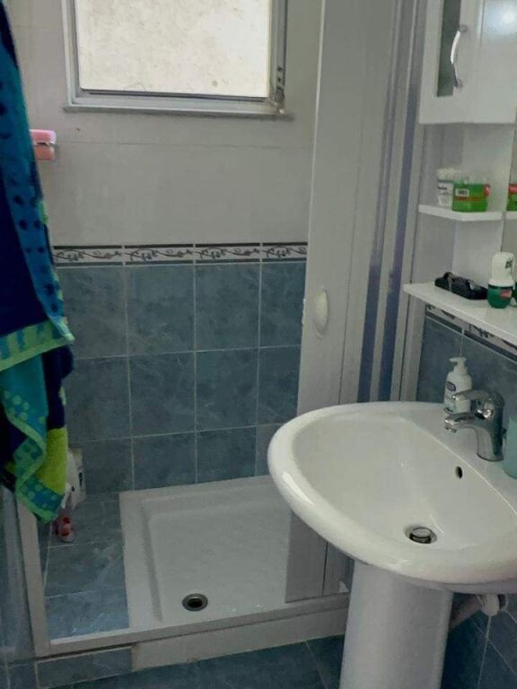 SHITET APARTAMENT 1+1 TEK UJËSJELLËSI , DURRËS