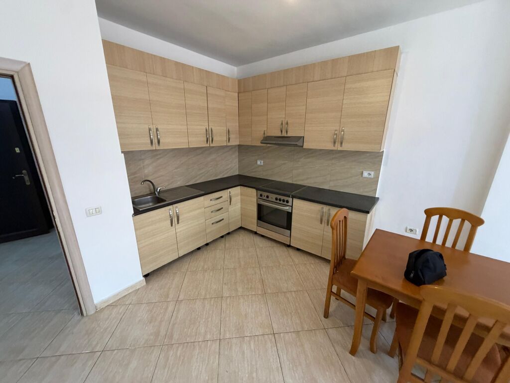 🏠Shitet Apartamenti 2+1+2📍Yzberisht , KMY , Kompleksi ET88