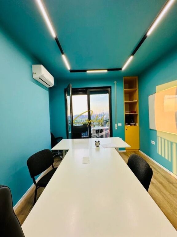 UFFICIO IN AFFITTO 220 M2 NUOVO BOULEVARD 1.700 EURO
