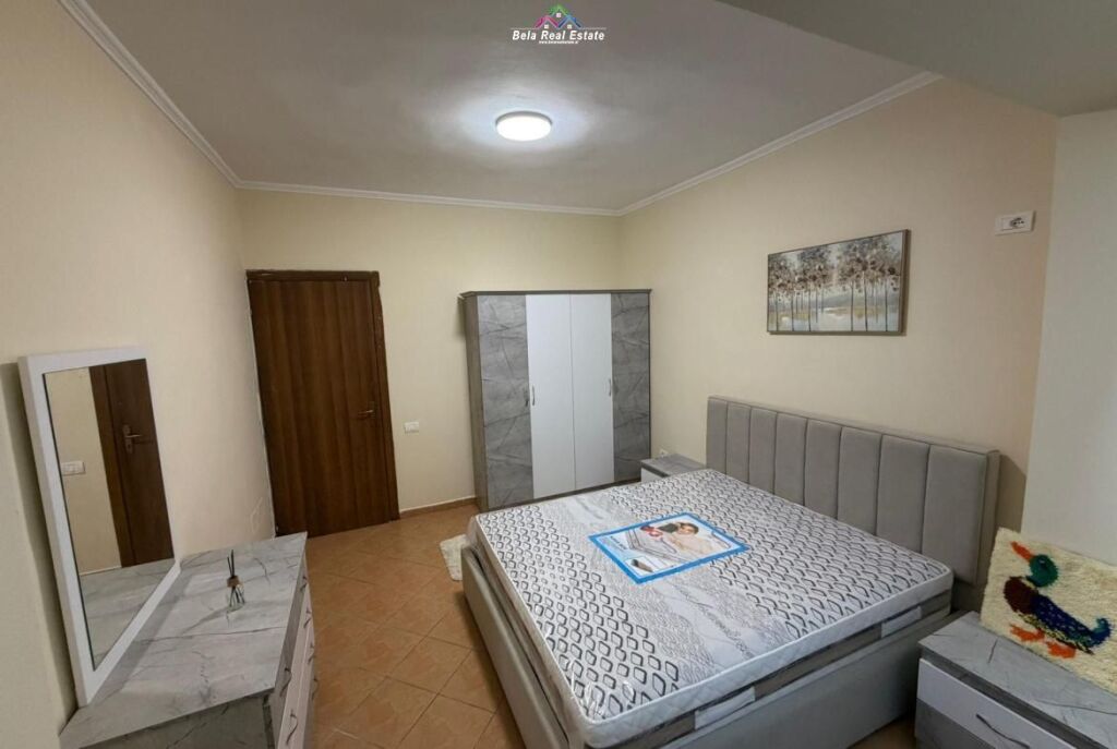 Apartament Me Qera 1+1 Tek Ish-Restorant Durrsi ( ID B211464) Tirane
