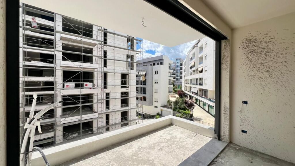IN VENDITA: 1+1📍Giardino Zoologico (Complesso Mateo 2) - 150.000€ - Sup. 82m² - Orientamento Pieno Sole: Sud🌞 || Vicino al Lago Artificiale - Zona Elite✨️