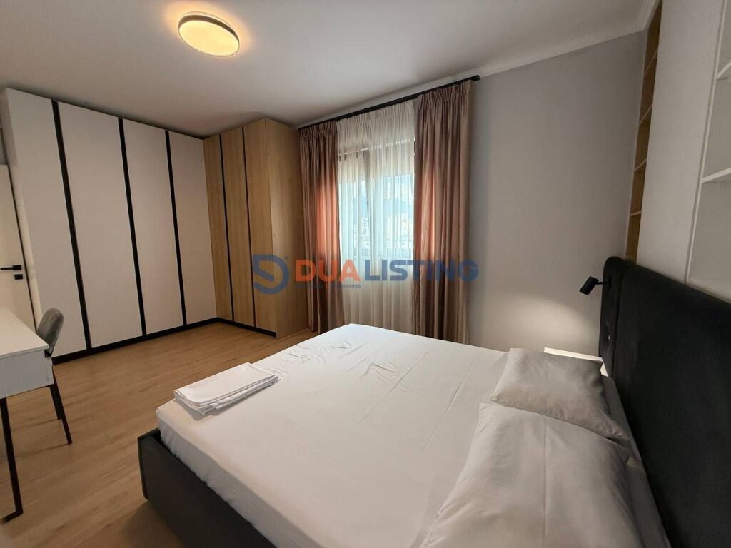 apim for rent Modern 2+1 apartment on Durrës Street near Hotel Colosseo!
