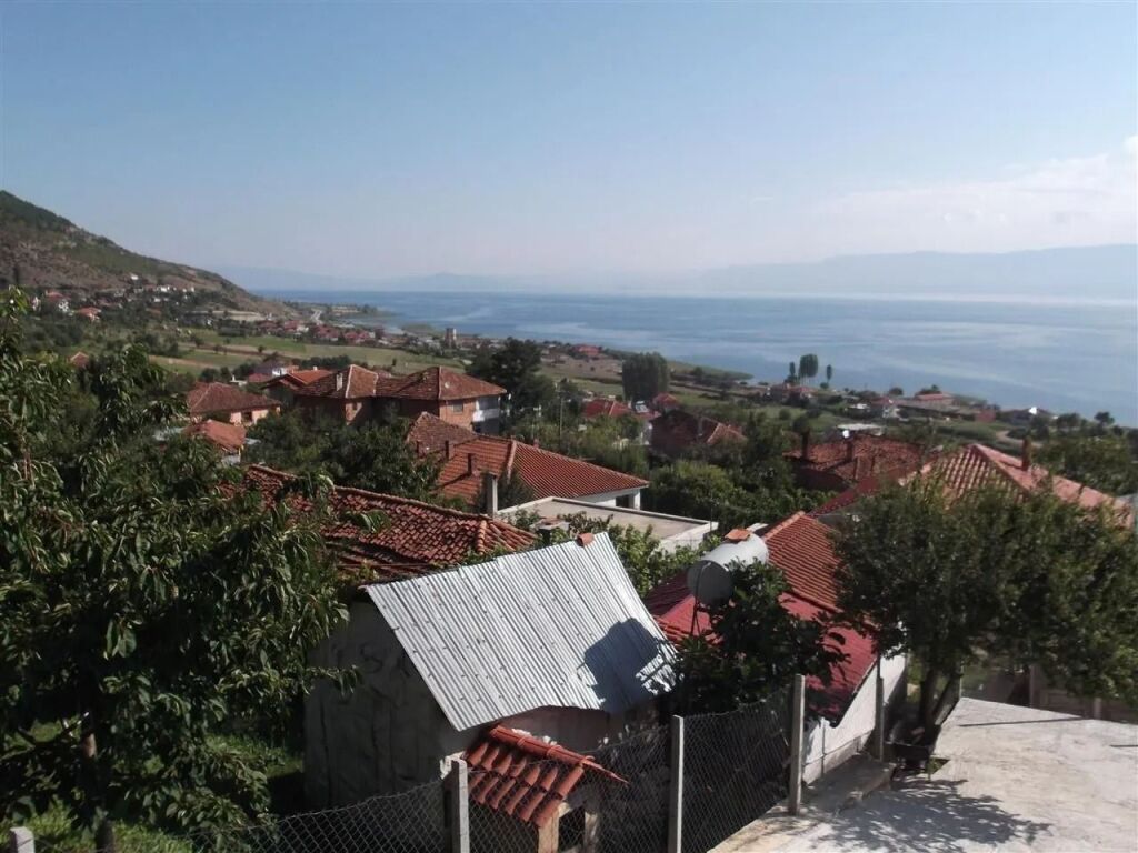 🏕️Shitet vilë 2-kateshe me pamje nga Liqeni në Pogradec🔥