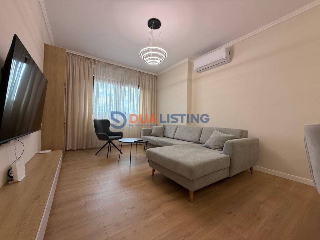 apim for rent Modern 2+1 apartment on Durrës Street near Hotel Colosseo!