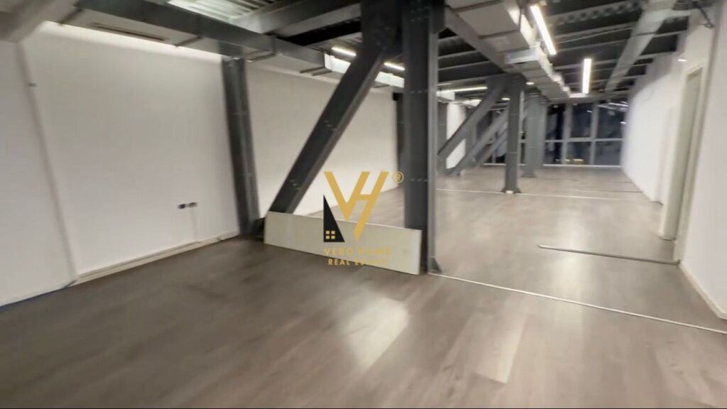 UFFICIO 180 M2 IN AFFITTO PRESSO IL COMUNE DI PARIGI 3.000 EURO
