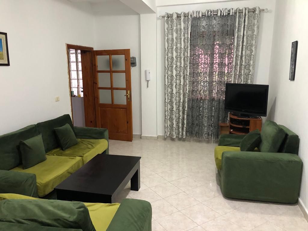 Jepet Apartament me qera