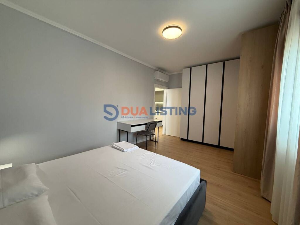 We rent a modern 2+1 apartment on Durrës Street near Hotel Colosseo!