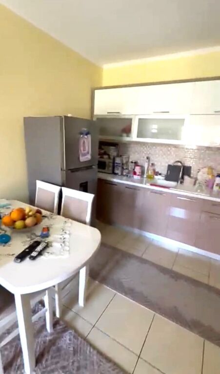 Affittasi appartamento 1+1, 400 € ad Astir
