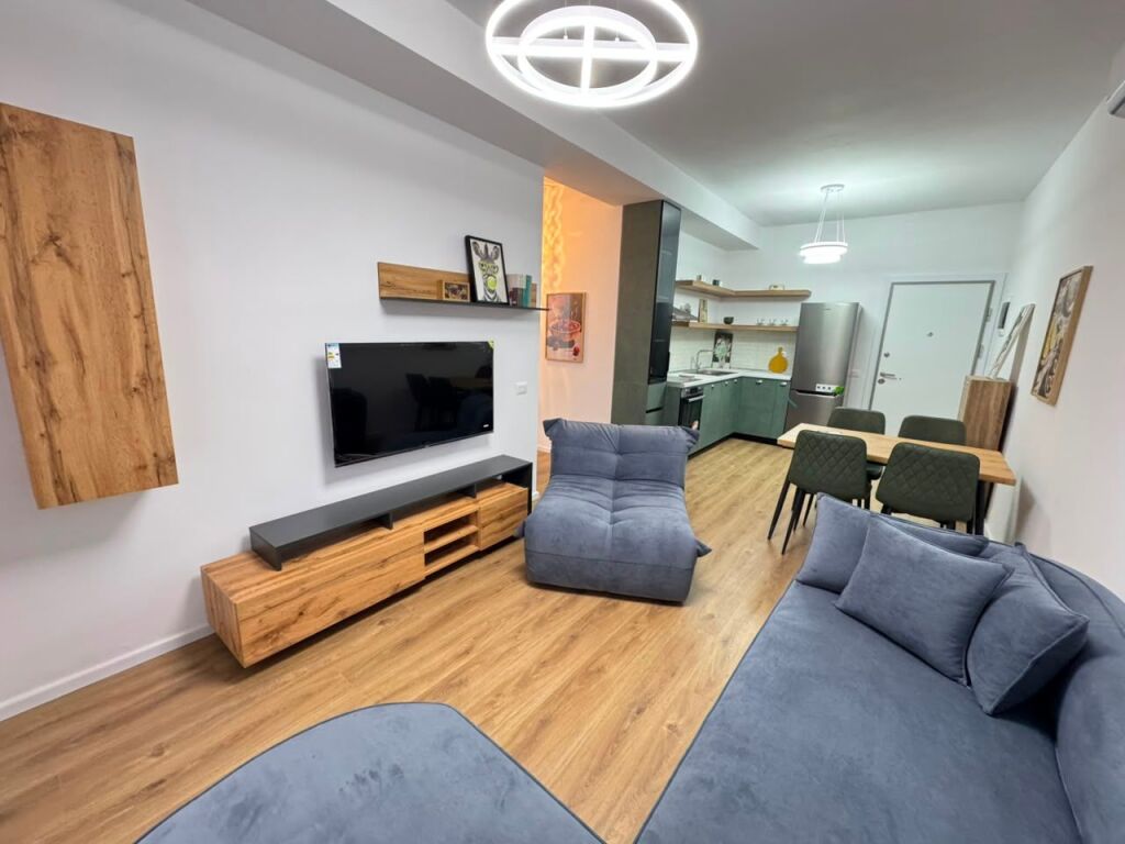 🏡 Appartamento 2+1 in affitto 📍 Ali Demi, Complesso Kadiu💰 50.000 lek/mese
