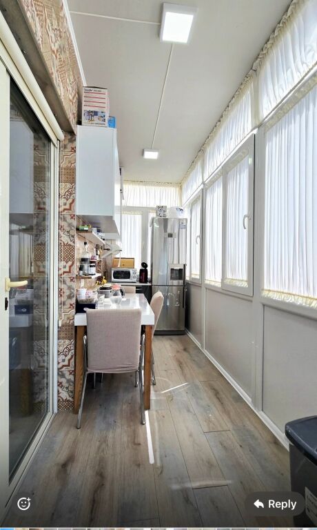3+2wc,me post parkimi,liqeni i thate,365.000 euro
