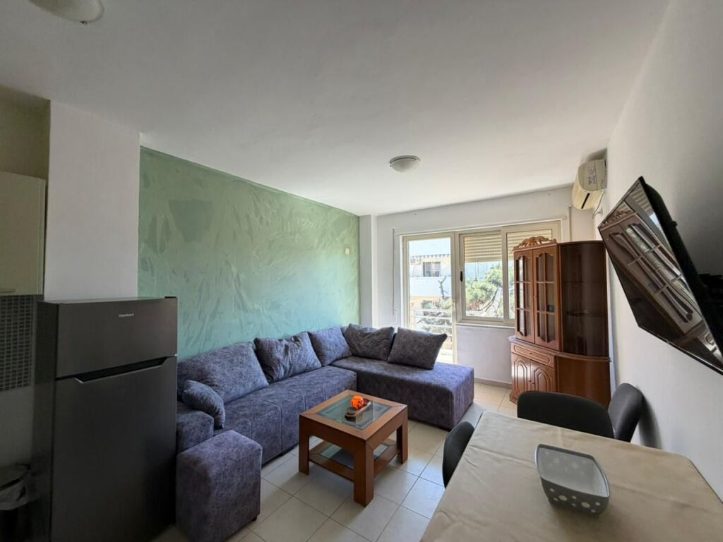 Shitet, Apartament 1+1, Tek Kompleksi Freskia – Golem