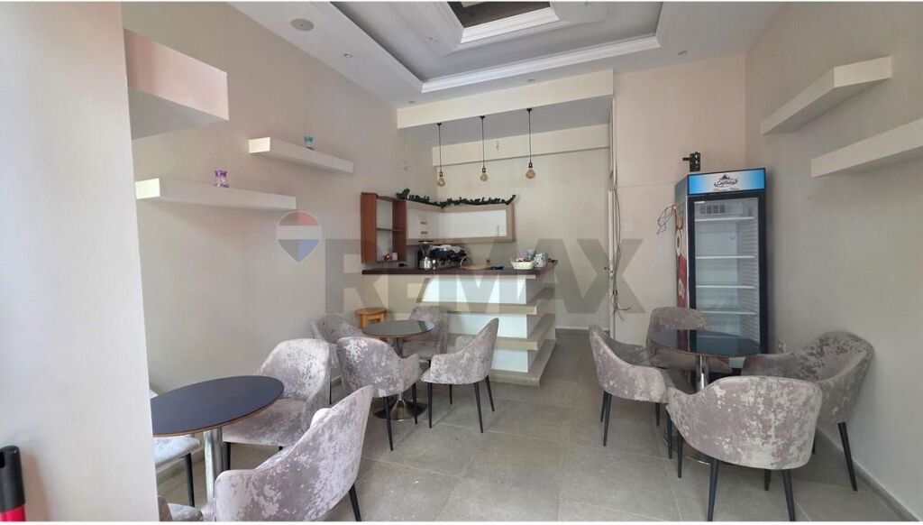 Dyqan ne shitje,  Vlore