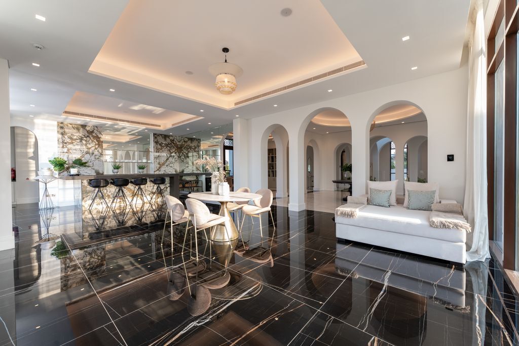 Super Luxury Villa for Sale with Pool – An Elite Residence