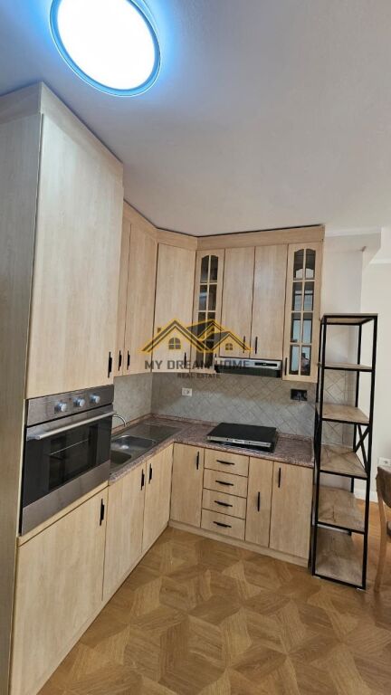 SHITET APARTAMENT 1+1 PLAZH DURRES