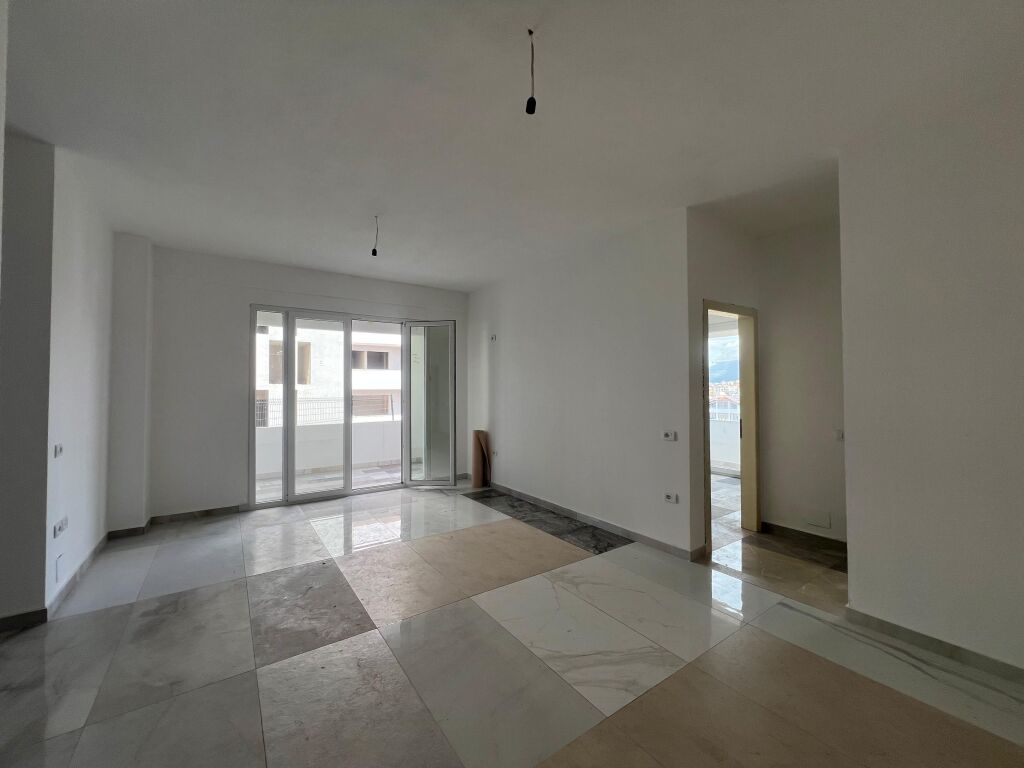 Appartamento 2+1+2 in vendita, Bivio Kamza, Terminal
