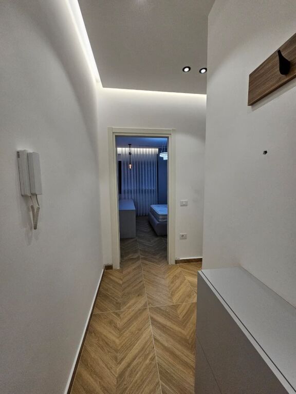 Shiten 2 apartamente 1+1,oasis,kati i 1 banim,2400€/m²