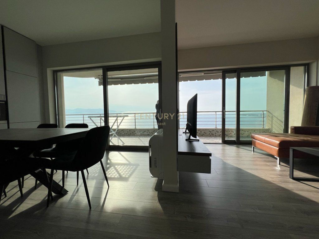 APARTAMENT LUKSOZ 2+1+2 PER QIRA, PAMJE TOTALE DETI NE UJE TE FTOHTE ,VLORE !