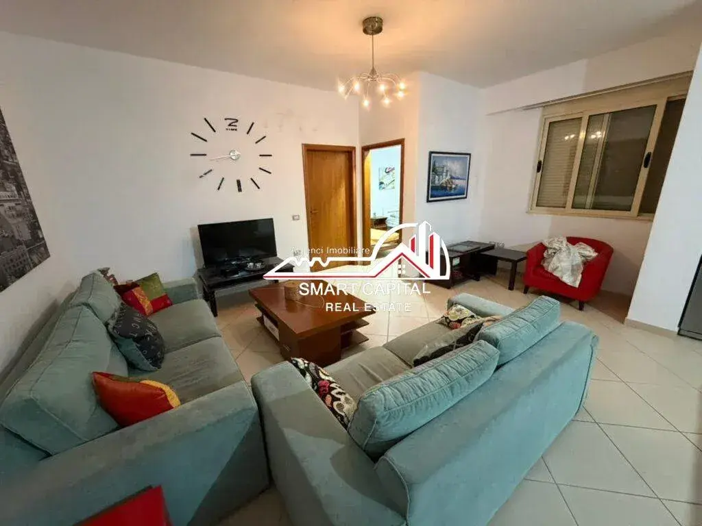 SHITET APARTAMENT 2+1 PRANË KARBURANT FJORTES,VLORË!!!