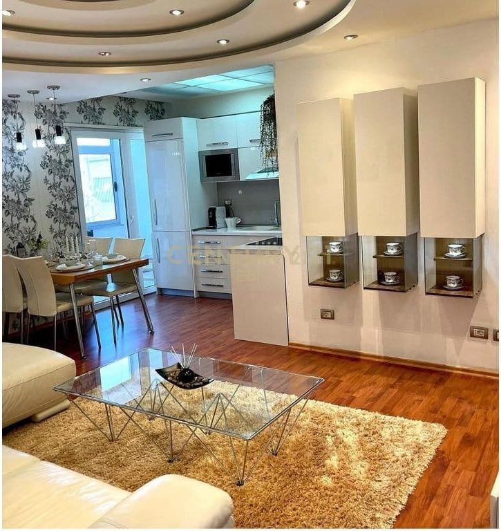 SHITET APARTAMENT 50M LARG DETIT TE SHKEMBI I KAVAJES, DURRES !!!