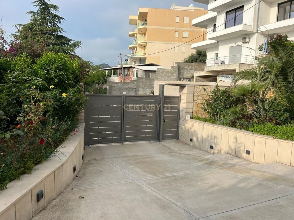 APARTAMENT LUKSOZ 2+1+2 PER QIRA, PAMJE TOTALE DETI NE UJE TE FTOHTE ,VLORE !