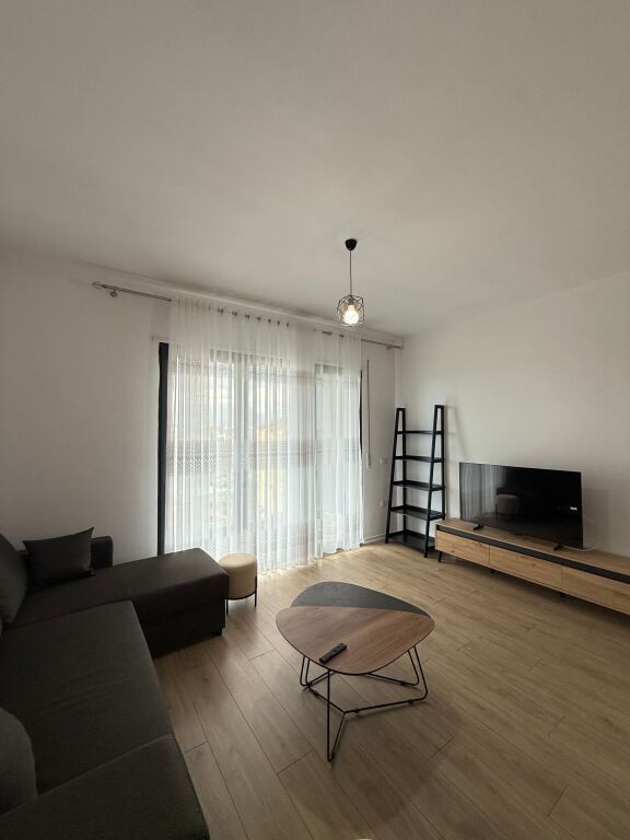 🏡 Apartment 2+1 for rent in Don Bosko, in a new building.