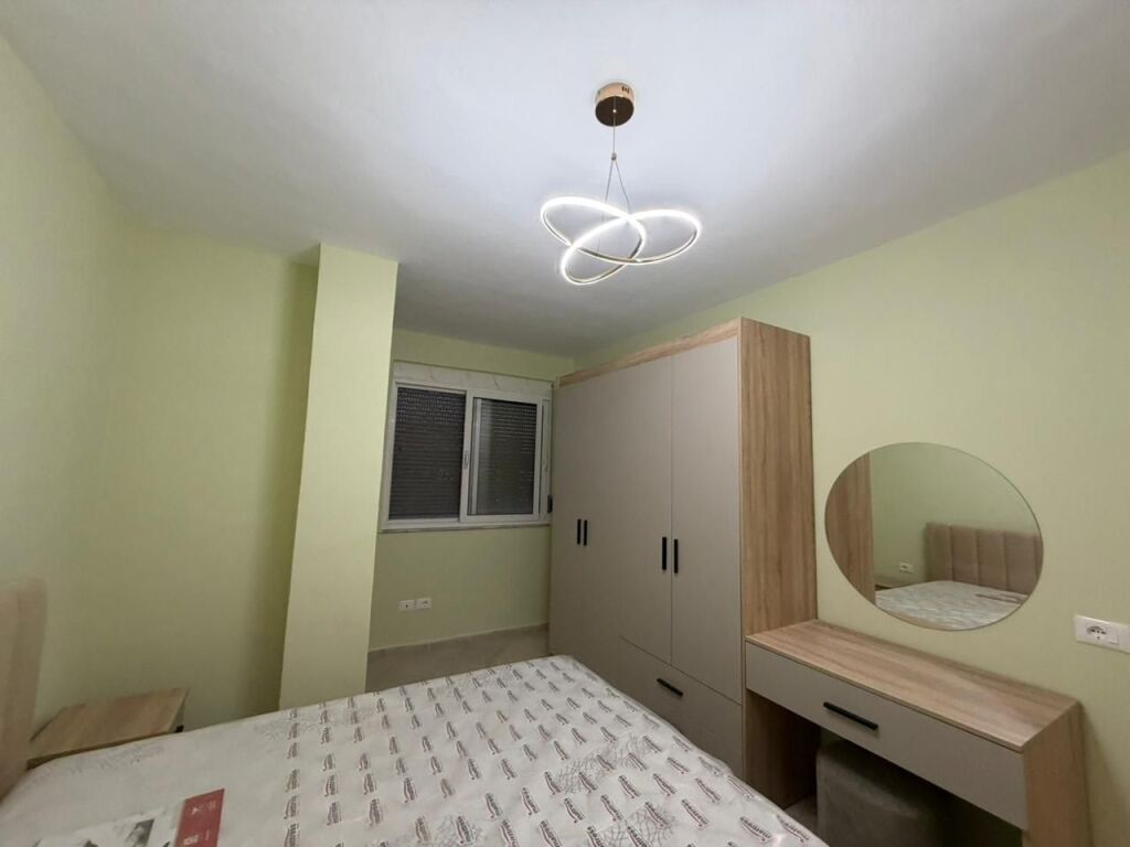 Shitet, Apartament 1+1, Tek Hotel Flower – Golem.