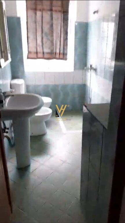 VENDESI APPARTAMENTO 2+1 A FIER, QUARTIERE 11 GENNAIO 6.900.000 LEKE