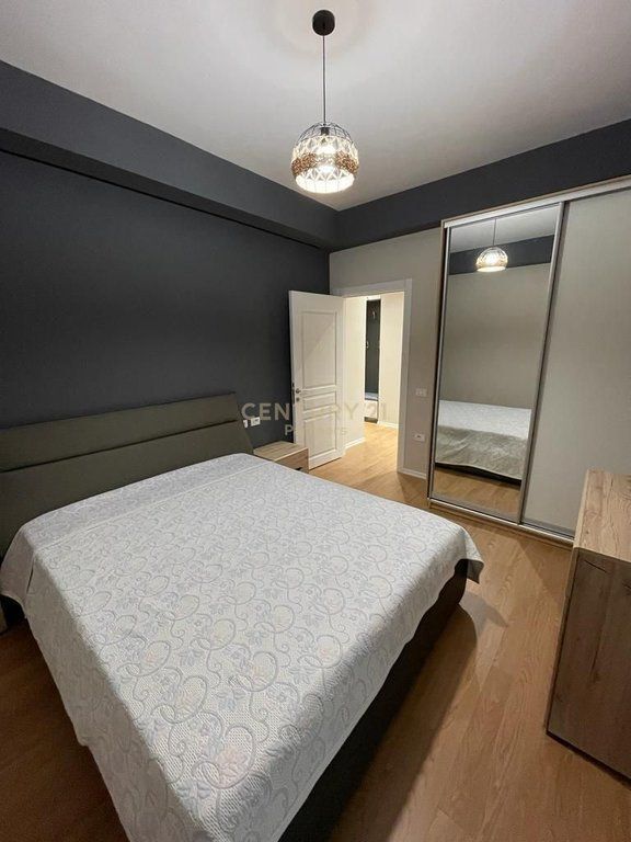SHESIM APARTAMENT 2+1 + POST PARKIMI TEK GOLDEN PARK, RRUGA E KAVAJËS, TIRANË. BLERJE ME KREDI!