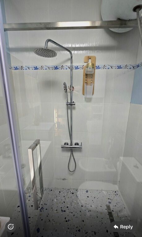 3+2wc,me post parkimi,liqeni i thate,365.000 euro