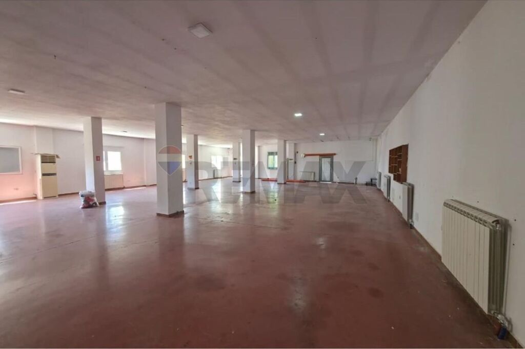 MAGAZZINO IN VENDITA A SHARRE PRUSH