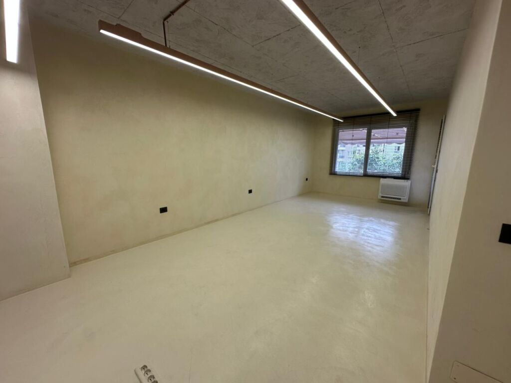 Locale Commerciale in Affitto, Comune di Parigi