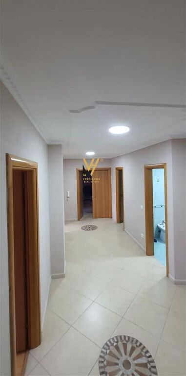 UFFICIO 160 M2 IN AFFITTO IN CENTRO 1.300 EURO