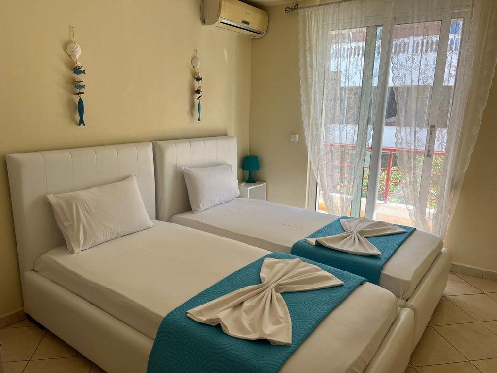 SARANDE, SELL 2+1 APARTMENT WITH SEA VIEW