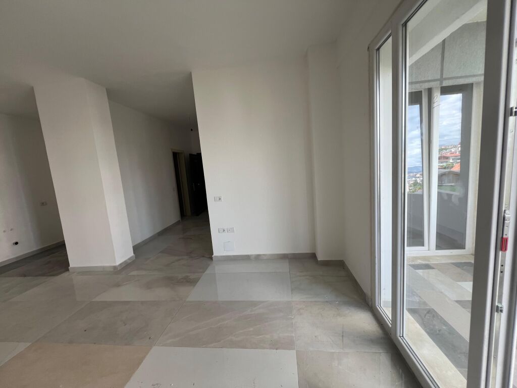 Appartamento 2+1+2 in vendita, Bivio Kamza, Terminal