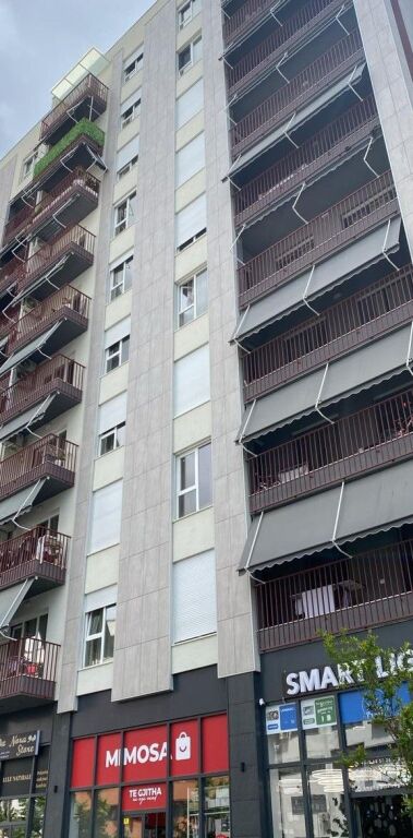 🏡 Shitet apartament 1+1  📍Bulevardi Migjeni