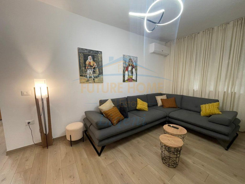 Qera, Apartament 2+1, Qendër, Tiranë.