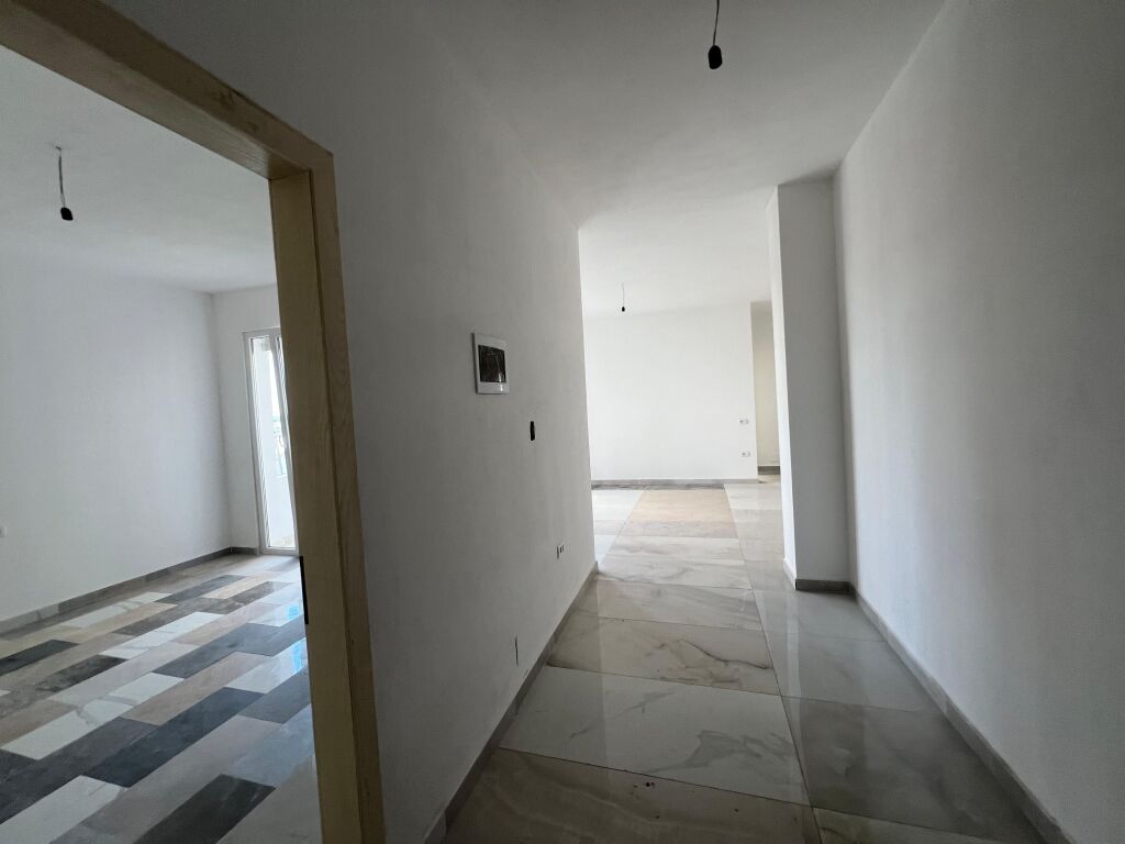 Appartamento 2+1+2 in vendita, Bivio Kamza, Terminal