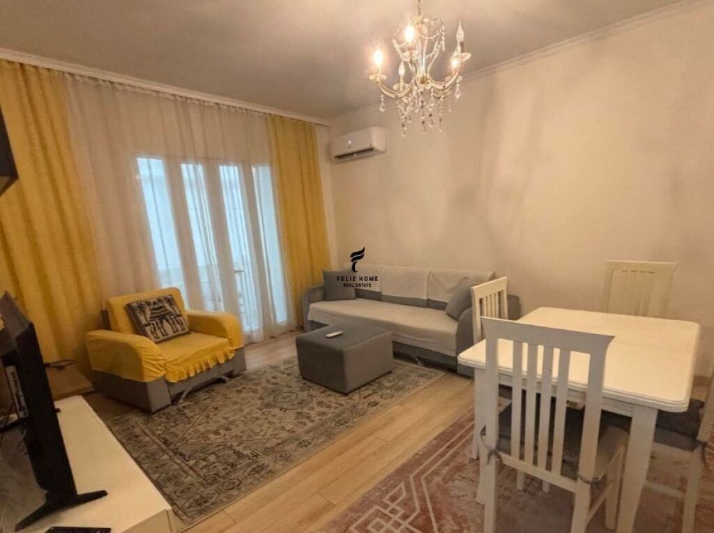 APARTAMENT ME QERA 3+1 MYSLYM SHYRI 80.000 LEKE FH-74057