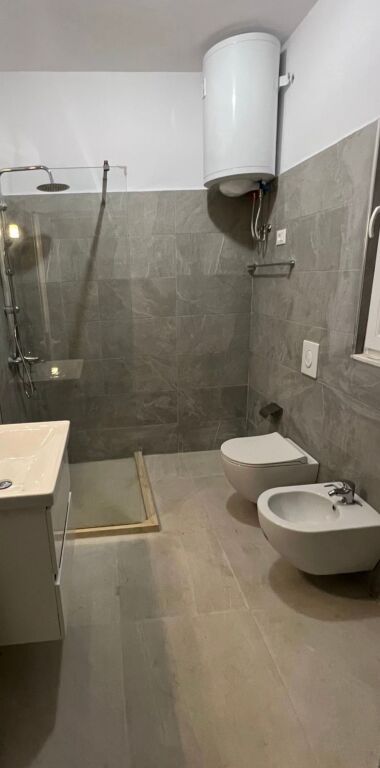 Apartment for rent United School